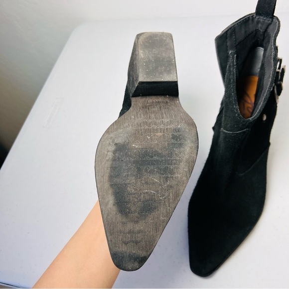 ZODIAC Western 3 Buckle Suede Booties 10M Black - Picture 6 of 8